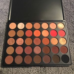 Morphe palette